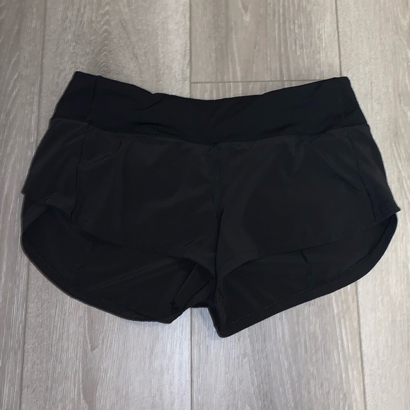 Lululemon Speed Up Low-Rise Lined Short 2.5” - Picture 1 of 3